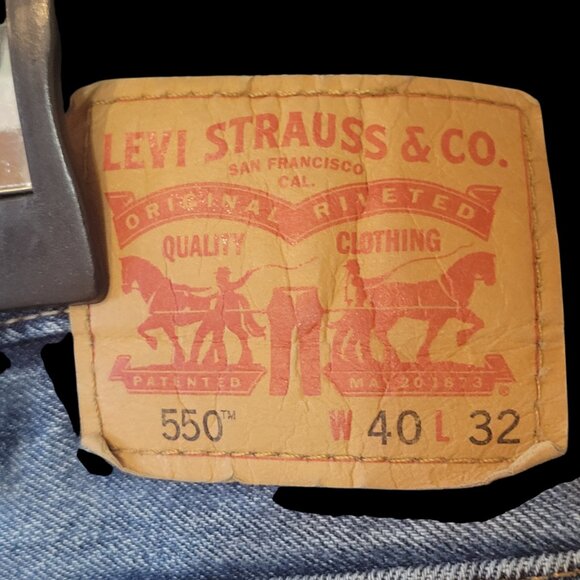 Levi’s 550 Men’s Relaxed Fit Jeans W40 L32 Light Wash - Picture 5 of 9